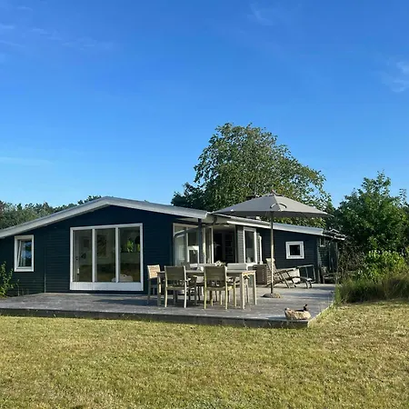 With Panoramic View Of Kalo Bay Knebel